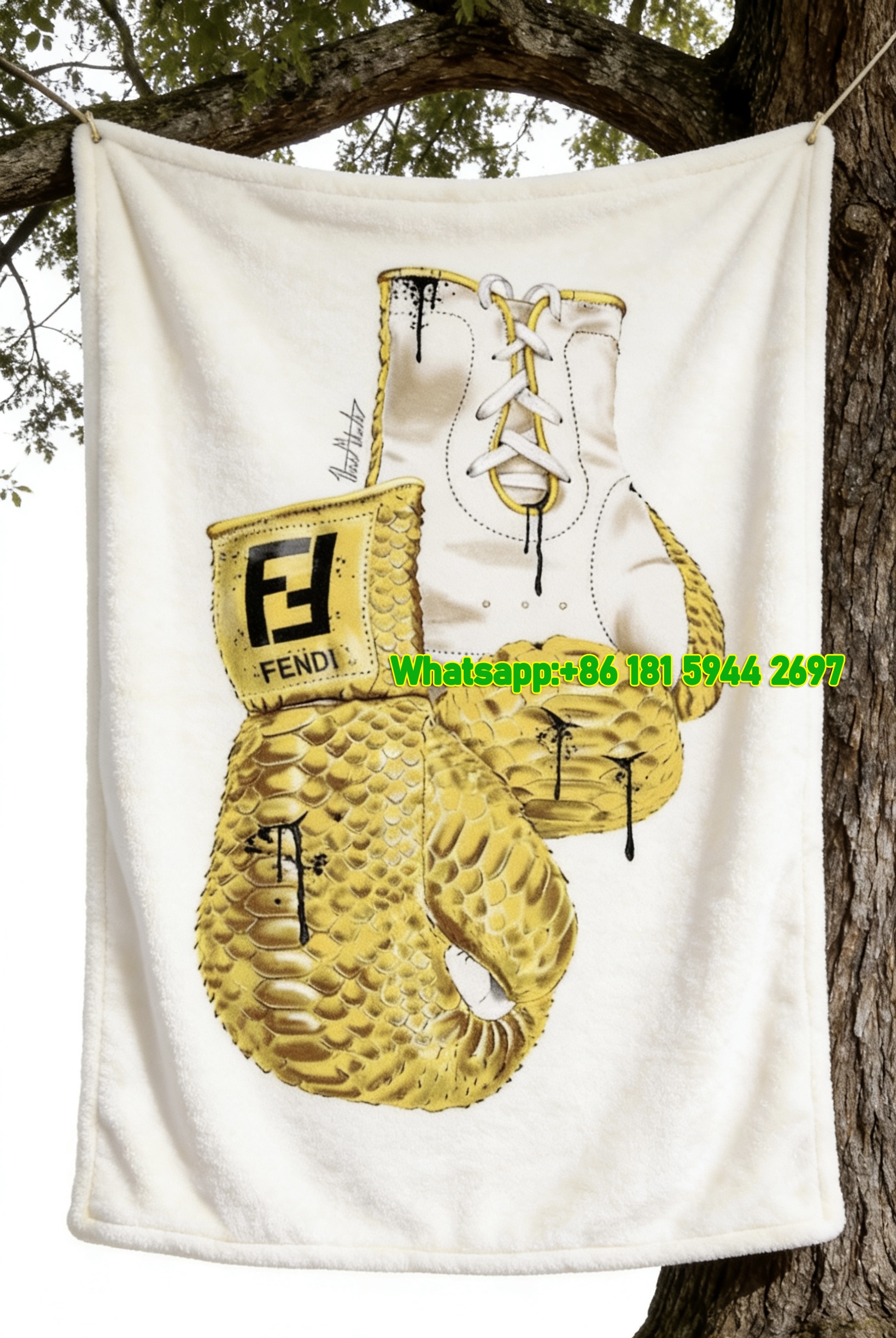 Fendi Gold Snake Skin Boxing Gloves Flannel Sofa Throw Blanket IMG_9390